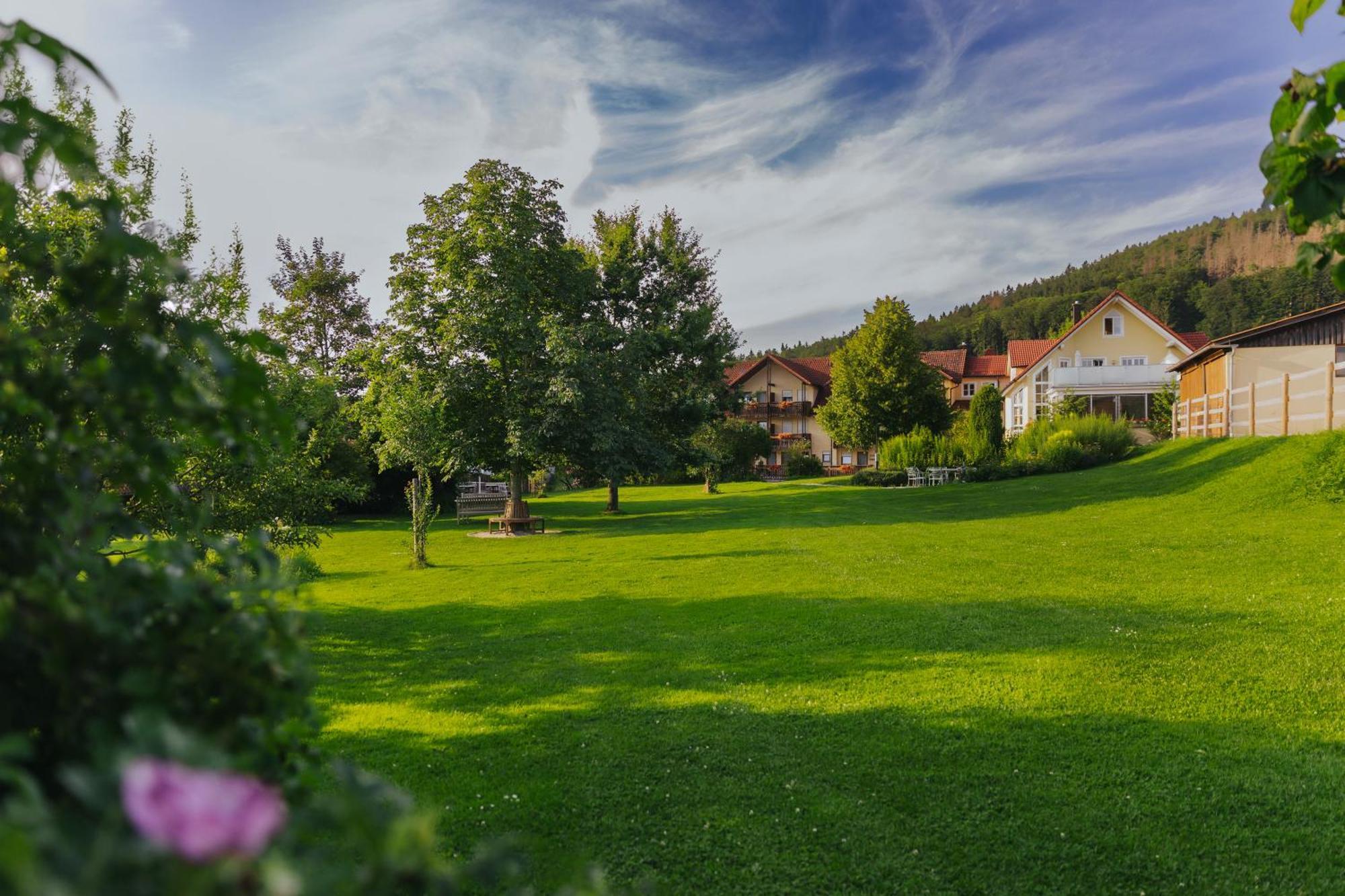 Landgasthof Zum Hirschen Kemnath Exterior photo